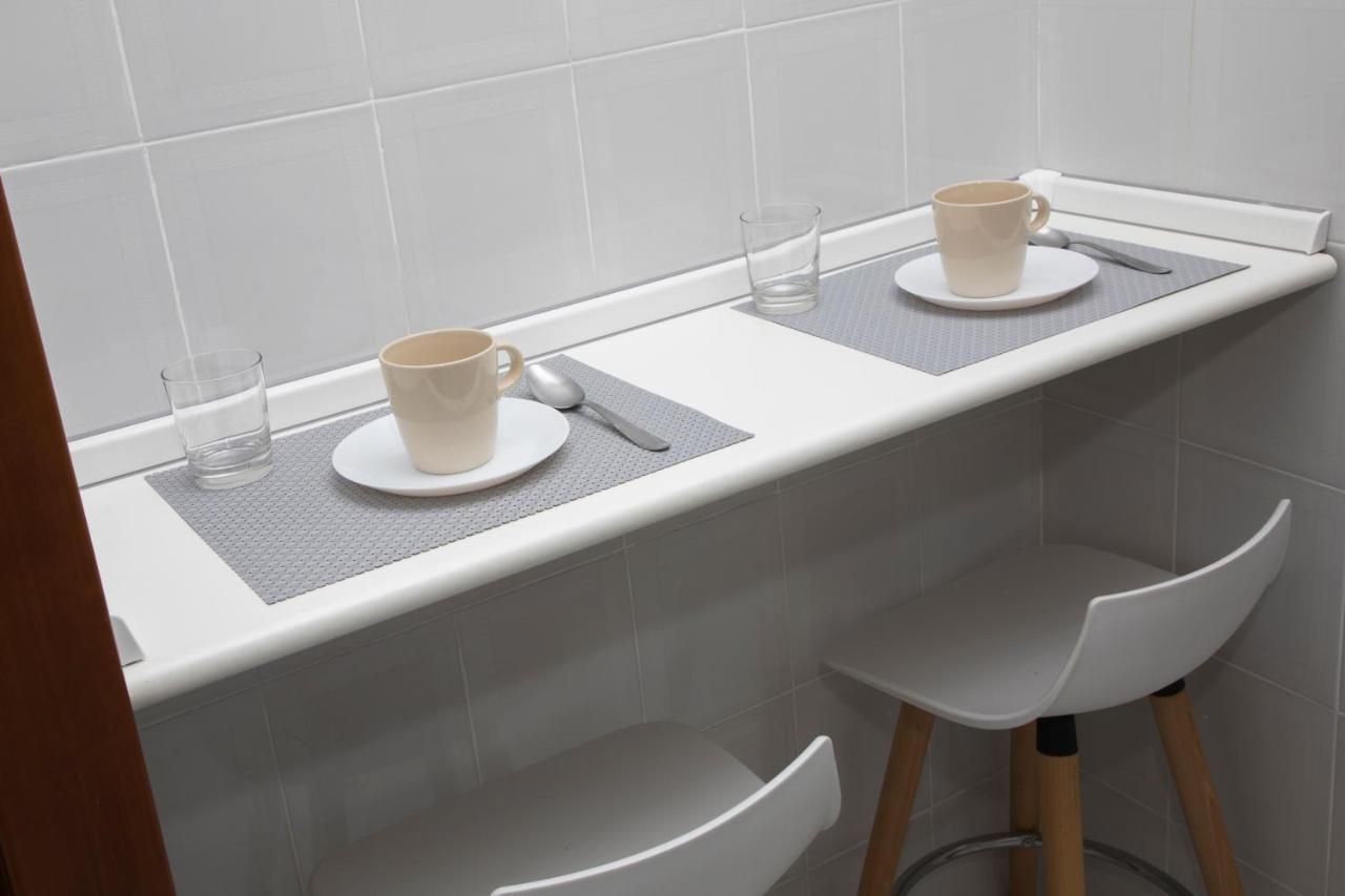 Appartamento Moderno Metro B San Paolo Рим Екстериор снимка