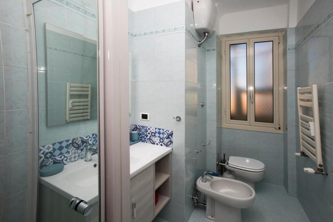 Appartamento Moderno Metro B San Paolo Рим Екстериор снимка