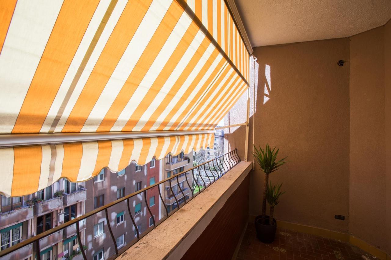 Appartamento Moderno Metro B San Paolo Рим Екстериор снимка